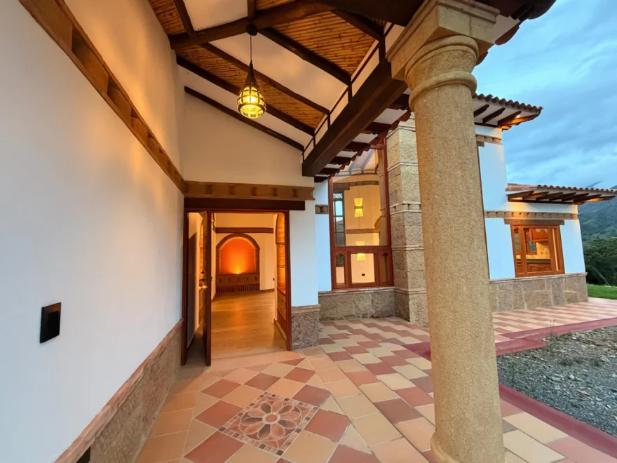183 m² country house for sale in Vereda El Roble, Villa de Leyva – foto 2