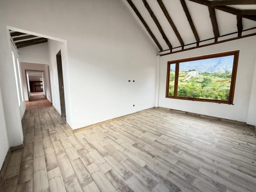 3-bedroom country house for sale in Sector La Tordoya