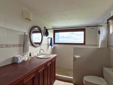 Casa de 304 m² en venta – foto 2
