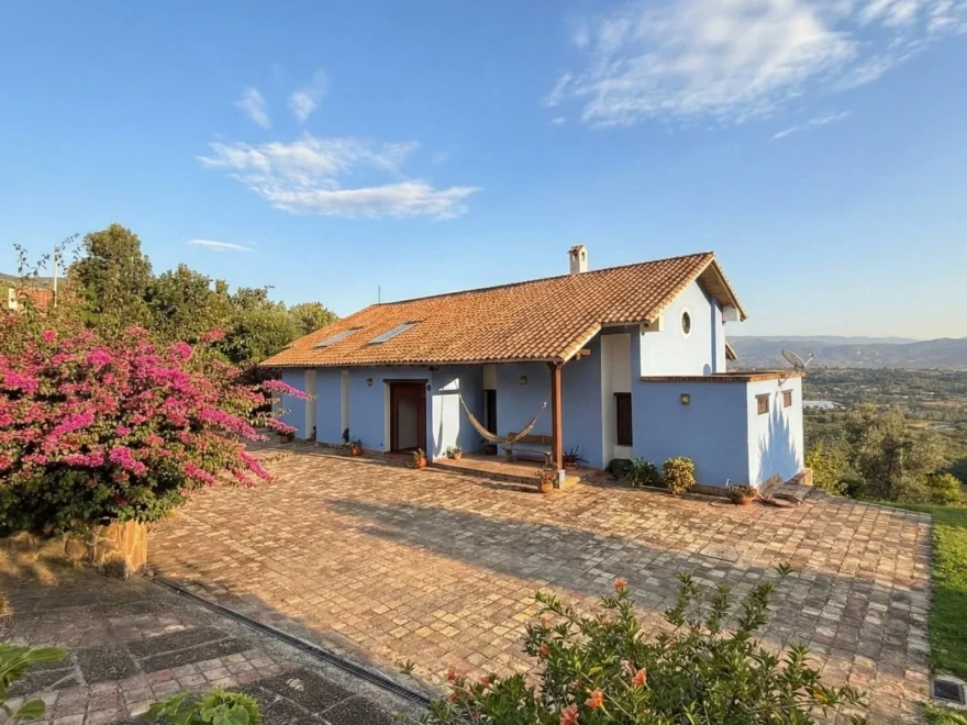 304 m² house for sale – foto 4