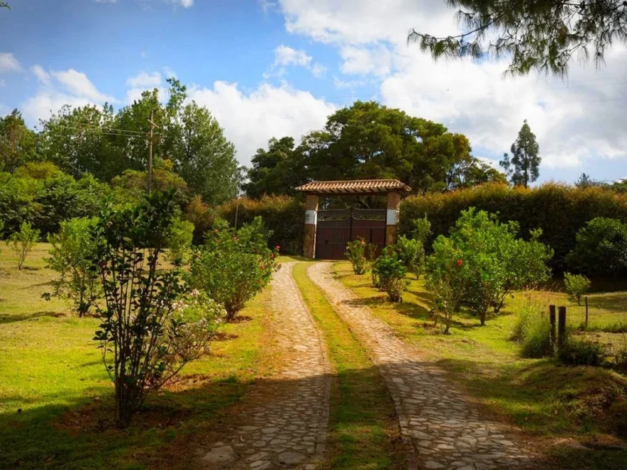 8,000 m² farm for sale in Villa de Leyva