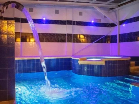 Hotel de 20 habitaciones en venta – foto 3